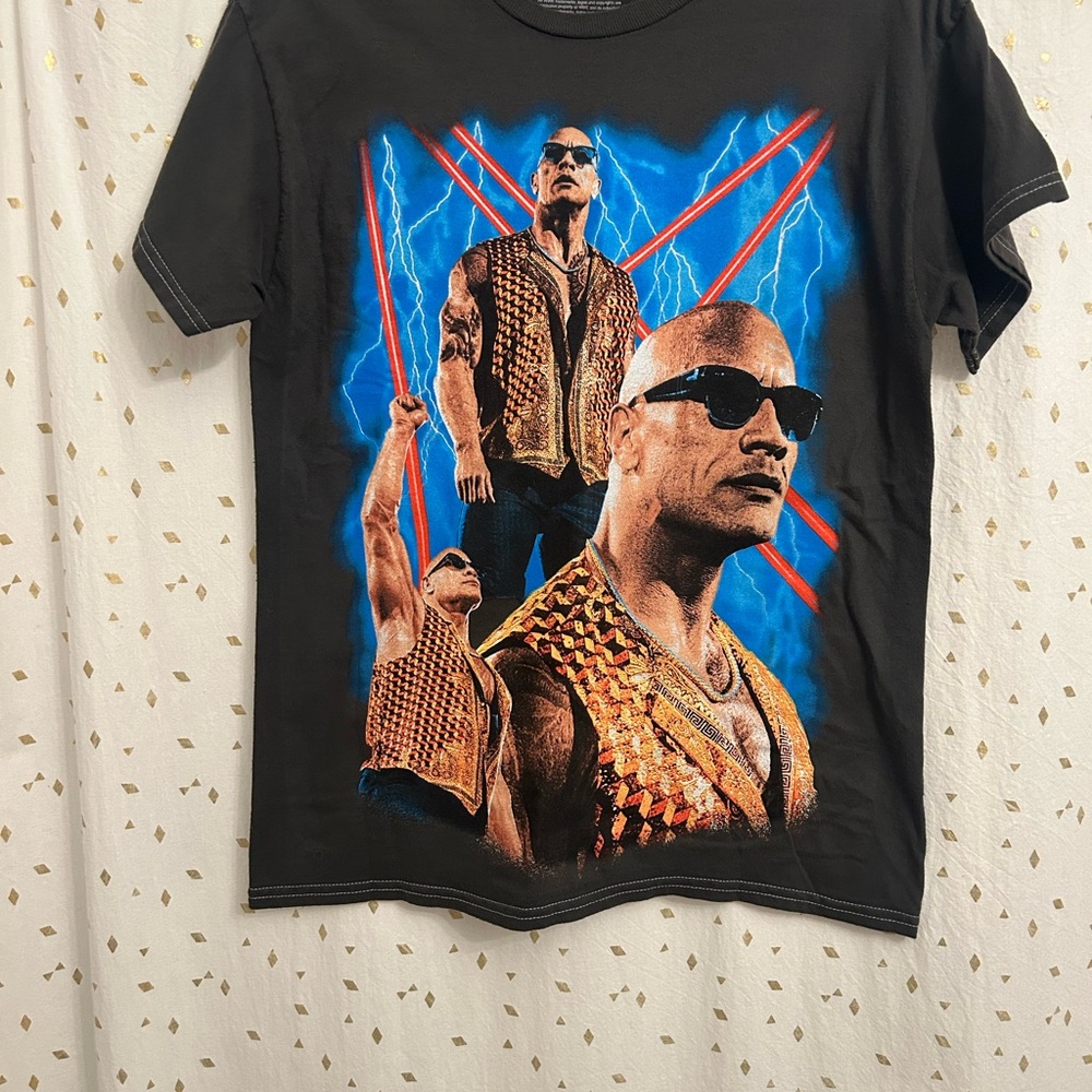 WWE The Rock Final Boss Graphic Tee Black Size Medium